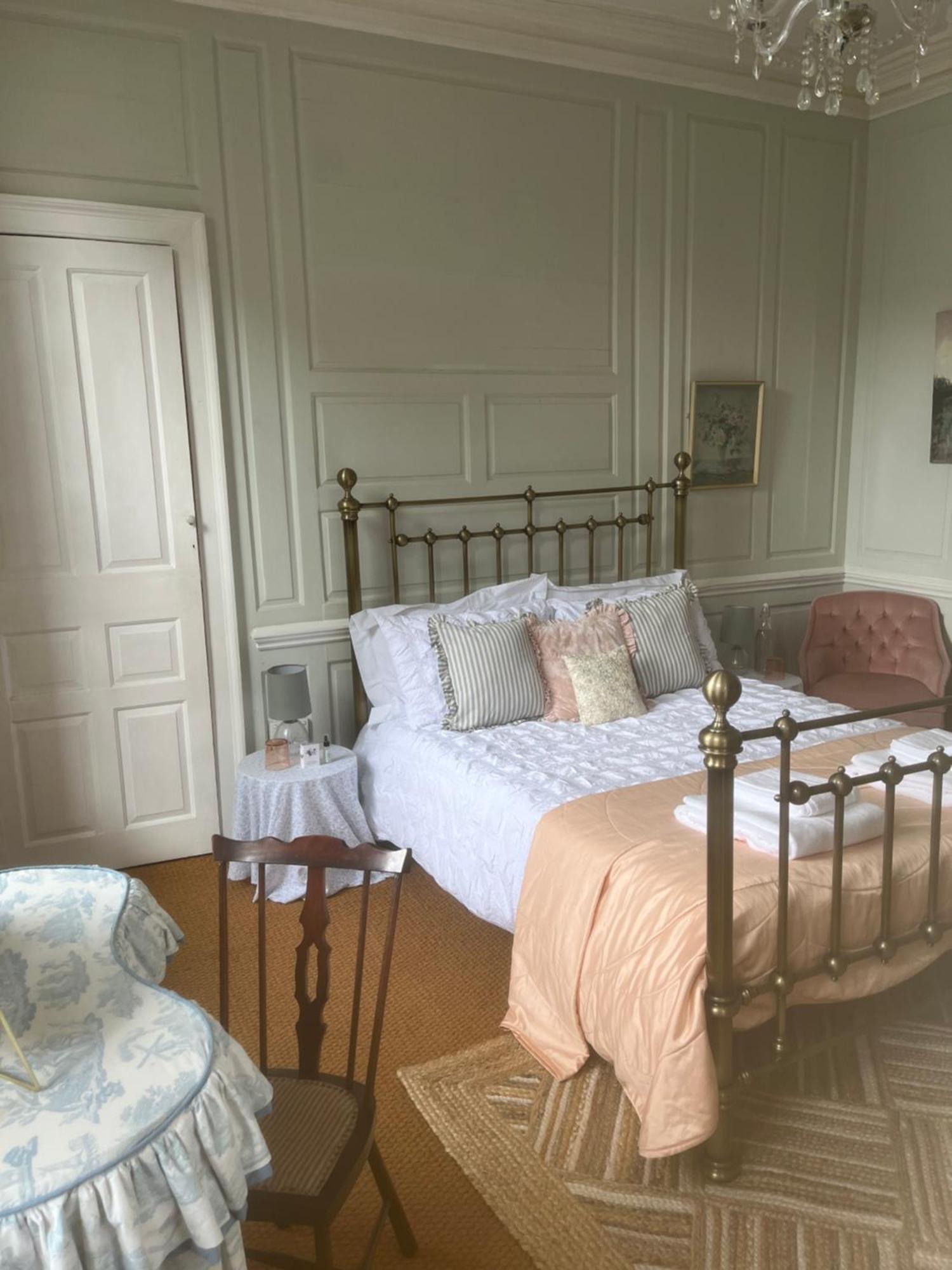Bowlish House Bed & Breakfast Шептън Малет Екстериор снимка
